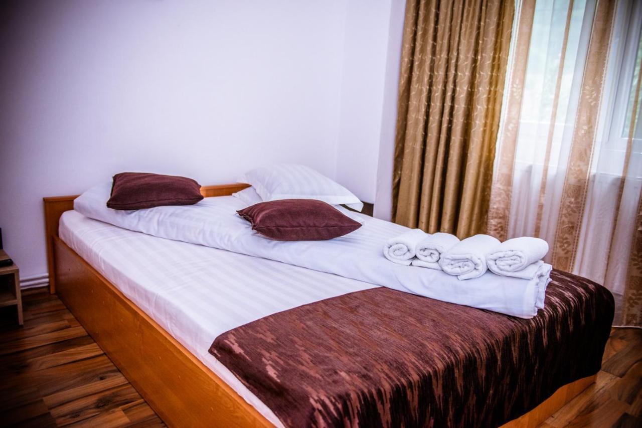 Popasul Drumetului Transfagarasan Hotel Curtea De Arges Bagian luar foto