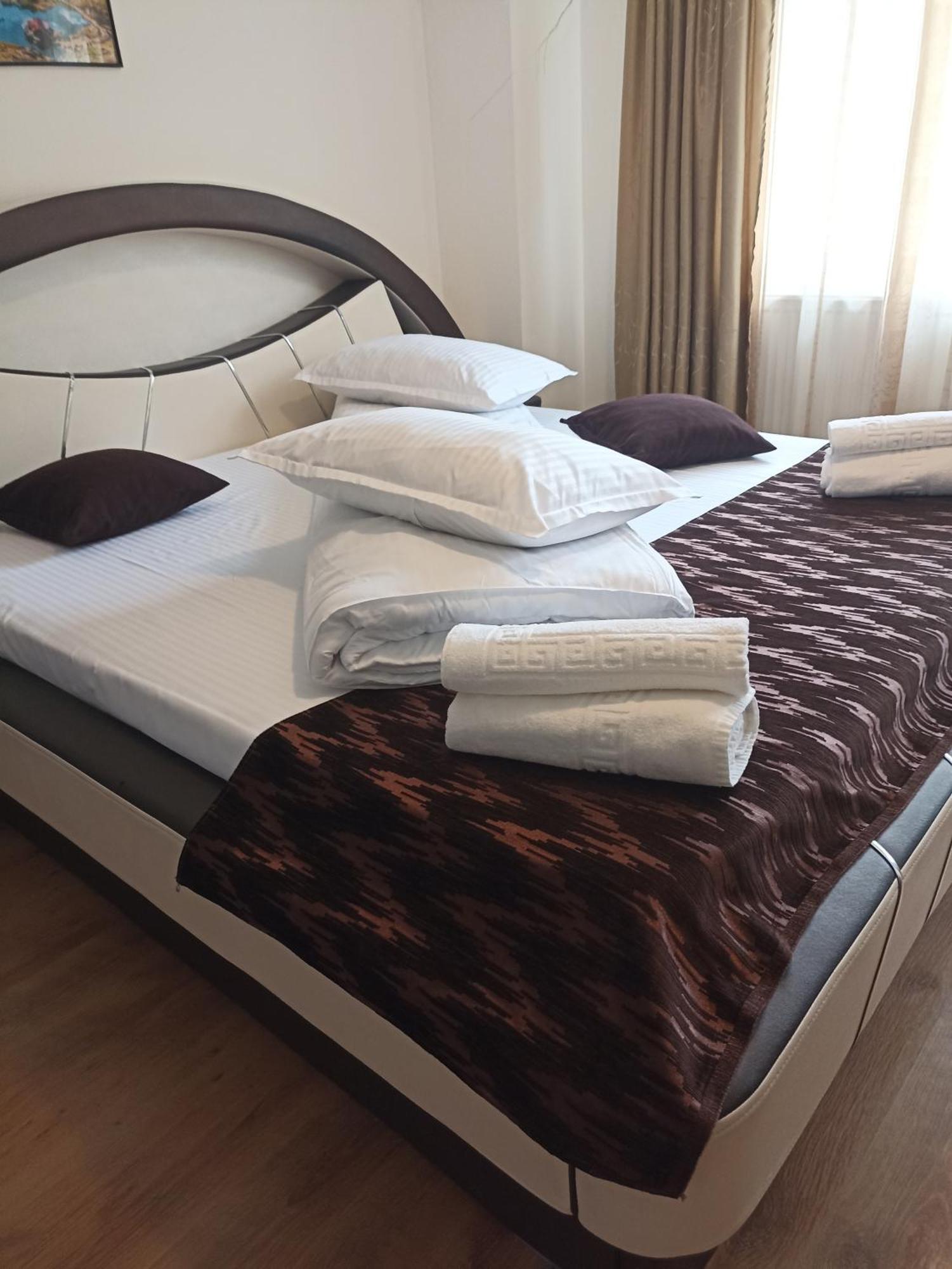 Popasul Drumetului Transfagarasan Hotel Curtea De Arges Bagian luar foto